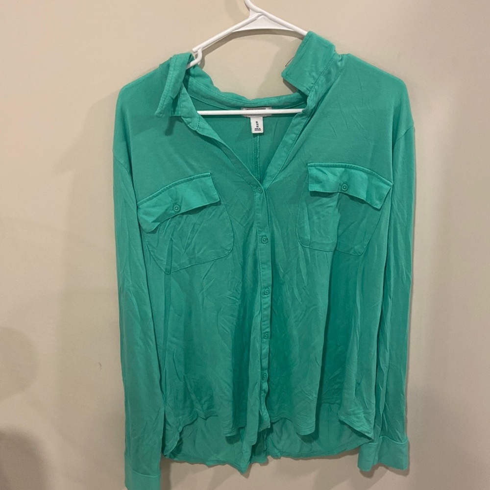 Old navy green bottom up